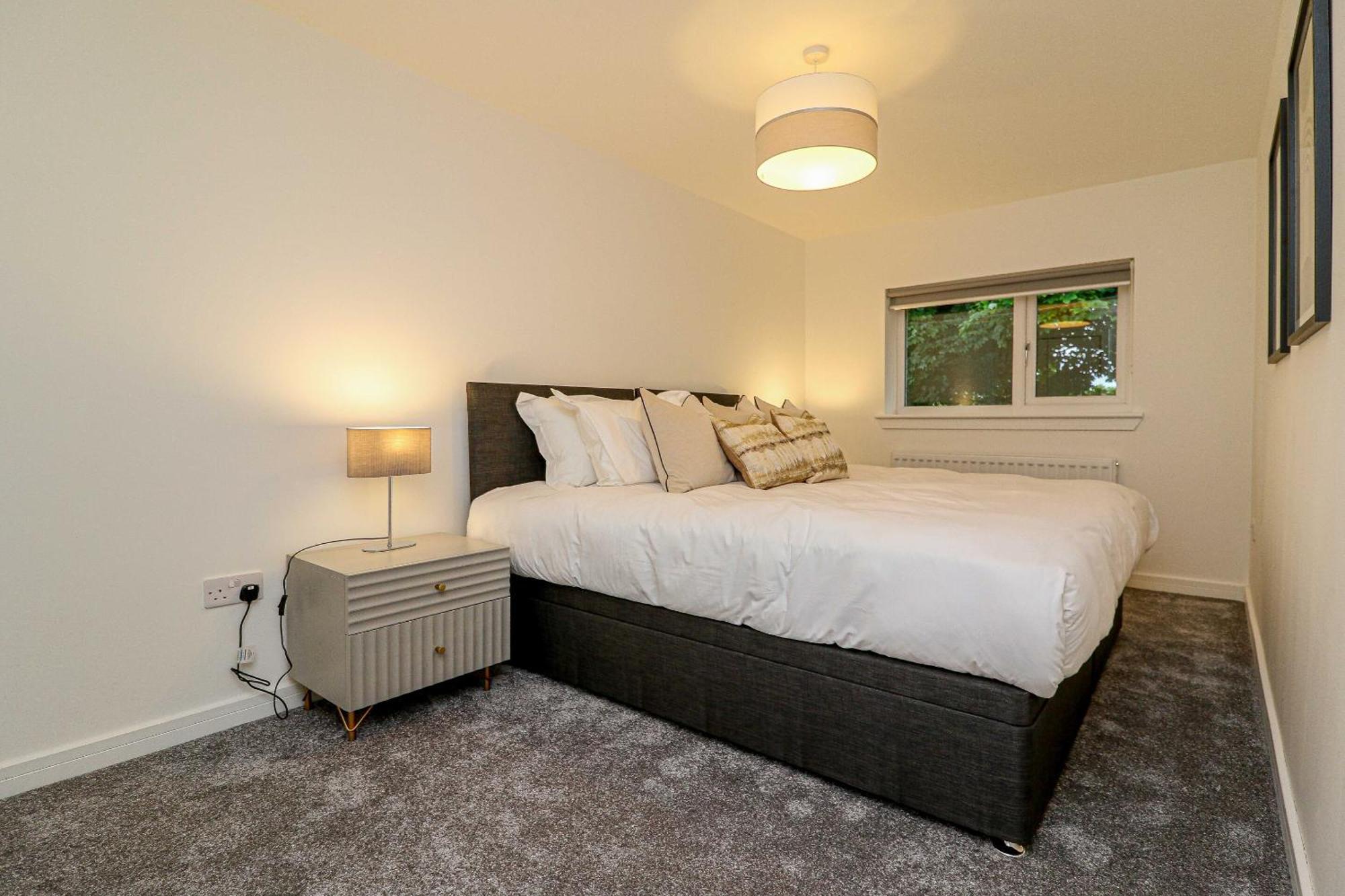 Wyndford Riverside House Glasgow Bagian luar foto